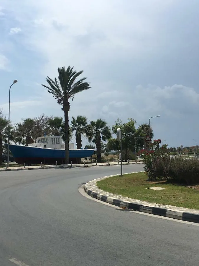 Larnaca Beach Apartment 44 Κύπρος